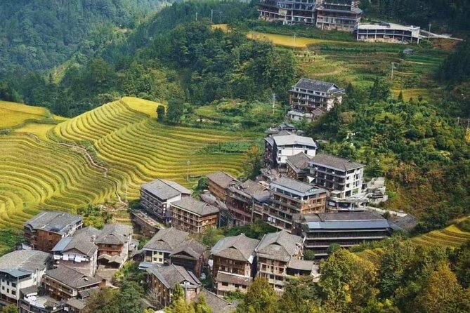 1 day private tour: Longji rice terraces & Huang Luo Yao villages - Huangluo Yao Village and the long-hair tradition