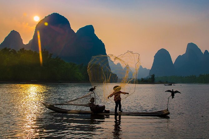 4-Day Tour to Yangshuo Li River Cruise & Longsheng Rice Terraces - Arrival day: Guilin’s riverfront icons and old streets