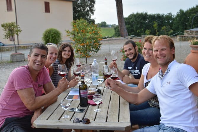 4 WINES TASTING in a Chianti Classico Farm (Visit/tour at the winery included) - Who Will Enjoy This Visit Most?
