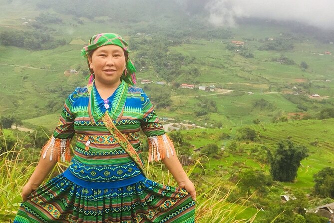 5 Hours Trekking with Terraced Rice Field in Sapa - Ta Van and the longest village visit