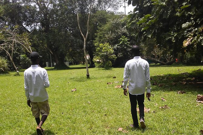 Aburi Gardens and Tetteh Quarshie Farms - The guide can shape the whole visit