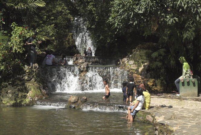 Active Volcano, Rice Field, Hot Spring, Fruit market, Tea Plantation with Lunch - Why this day trip works from Jakarta