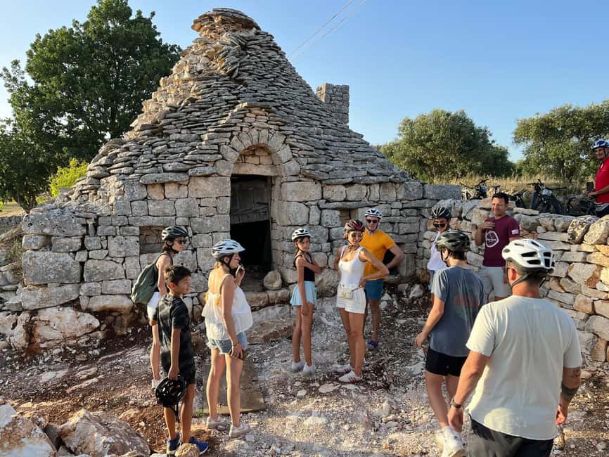 Alberobello: Guided e-bike tour + donkey farm visit - Starting among Alberobello’s famous trulli