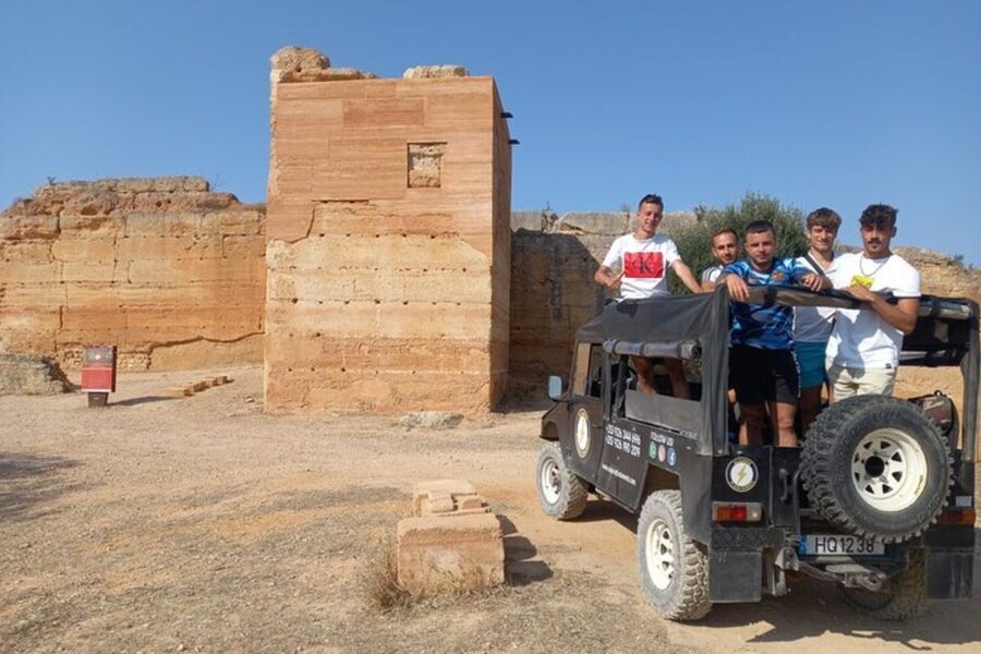 Albufeira Safari exploring villages, churches, castle & farm - What the small group changes