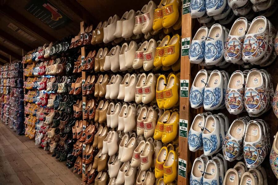 Amsterdam: Experience Zaanse Schans Windmills & Cheese Farm - Why Zaanse Schans works as a half-day outing