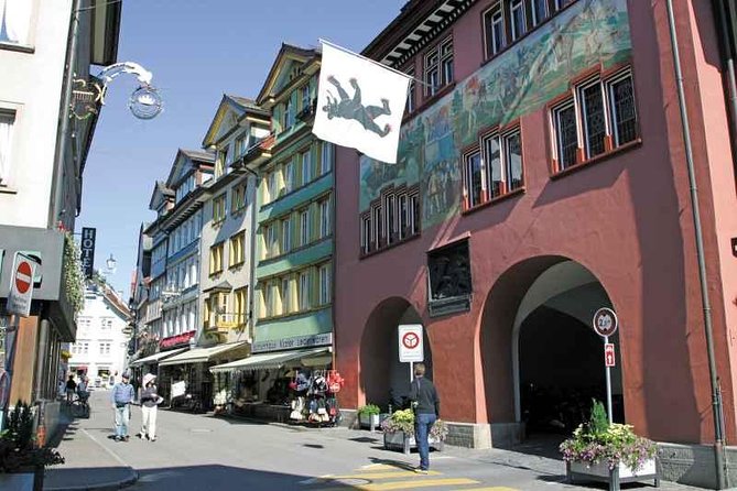 Appenzell Alps Day Trip from Zurich – Farm Life & Cheese Tasting - Appenzell’s painted facades and local customs