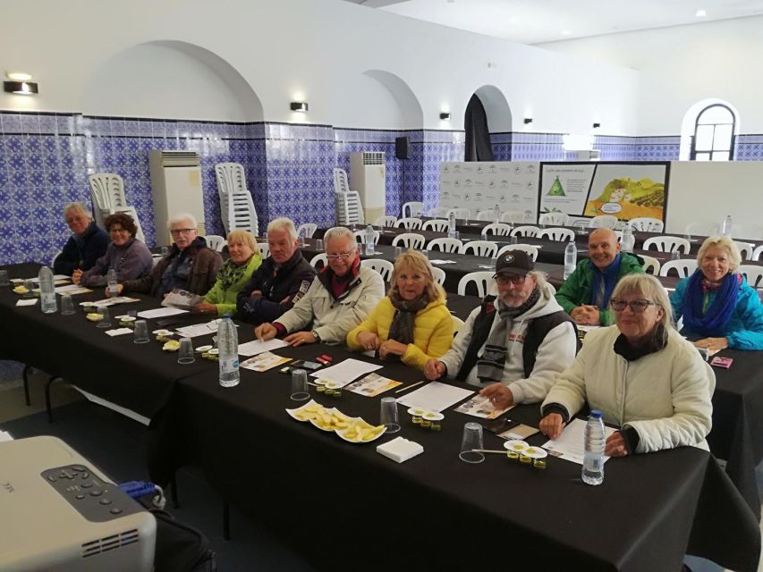 Baeza: Oil Tourism at Hacienda La Laguna - The garden with more than 30 olive varieties