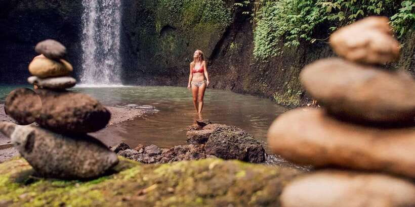 Bali: 3 Waterfalls and Tegalalang Rice Terrace Private Tour - Tibumana Waterfall and the forest walk