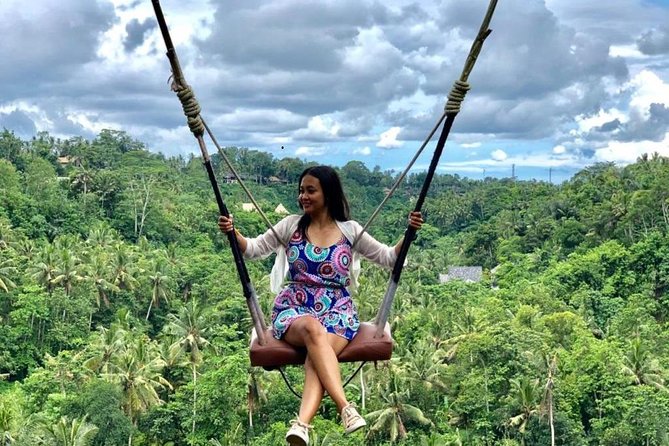 Bali ATV Ride with Jungle Swing and Rice Terrace Tour - Walking the Tegalalang Rice Terrace