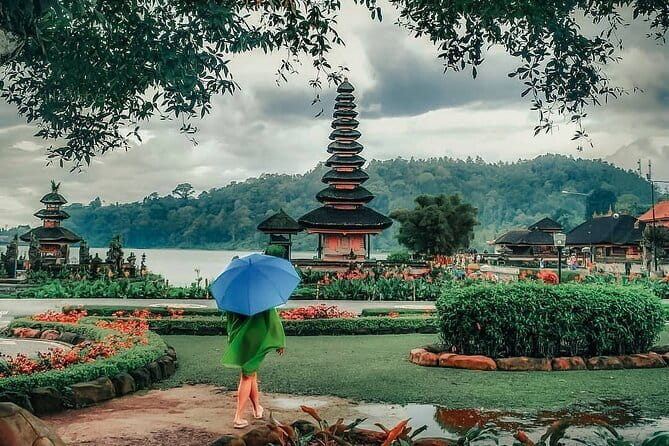 Bali: Bedugul Temple, Banyumala Waterfall, UNESCO Rice Terrace - Banyumala Waterfall and the rainforest walk