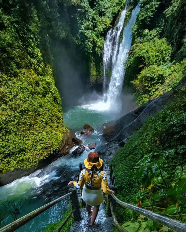 Bali: Cliff Jumping Gitgit Waterfalls & Rice Terrace Tour - Banyumala offers a quiet first waterfall