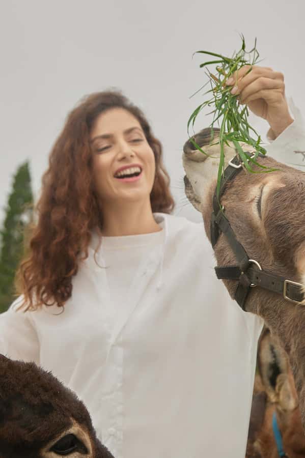 Bali: Farm House Experience with Entry Ticket & Options - Picnic time with local food and countryside views
