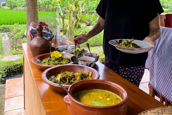 Balinese Vegan Cooking Class with Fresh Harvesting & Garden Tour - What happens during the garden tour