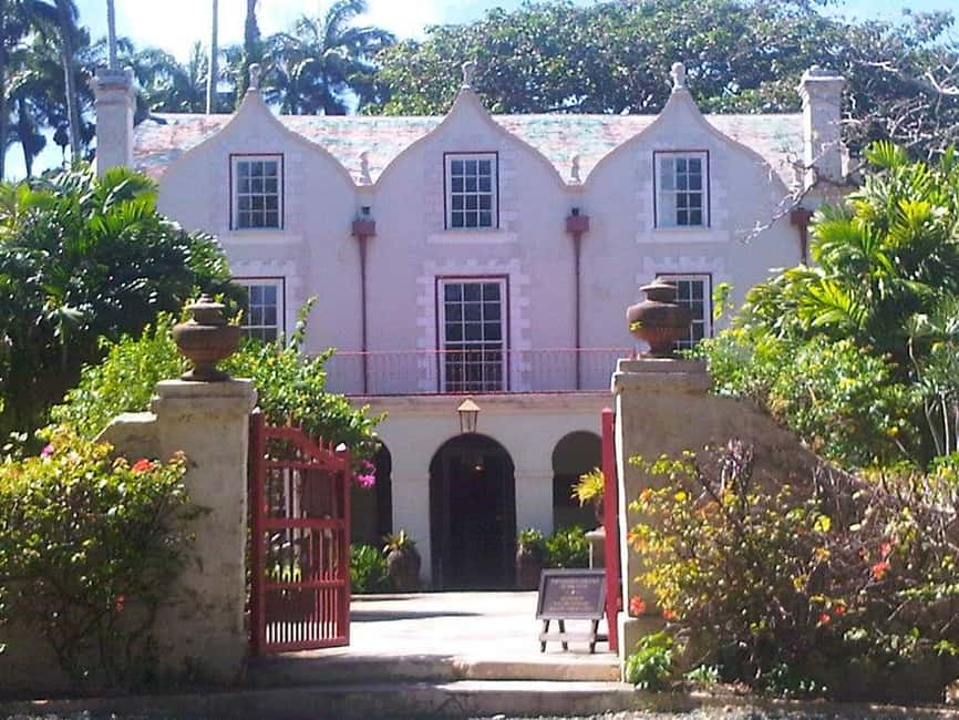 Barbados: 5.5-Hour Island Tour Plantation, Lunch and Drinks - Key points at a glance