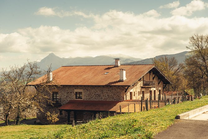 " Basque Farm House & Cider house" tour + meal from San Sebastian - Key points at a glance
