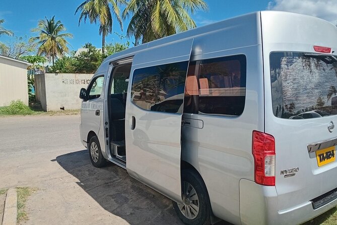 Basseterre Plantation Half Day Tour - A personal guide and a group of up to 24