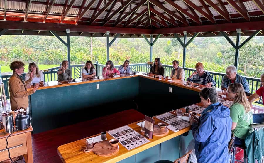Big Island Hawaii: Craft Chocolate Tasting and Farm Tour - Key points at a glance