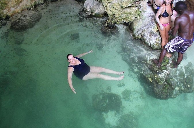 Blue Hole Mineral Spring plus Weed Farm Combo Tour with Transportation - Why the private format changes the day