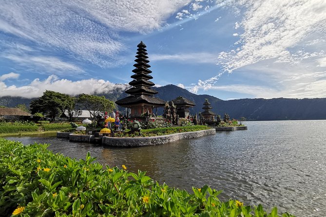 Bratan Temple, Banyumala Twin Waterfall, Jatiluwih Rice terrace and Tanah Lot - Why this route works so well in one day