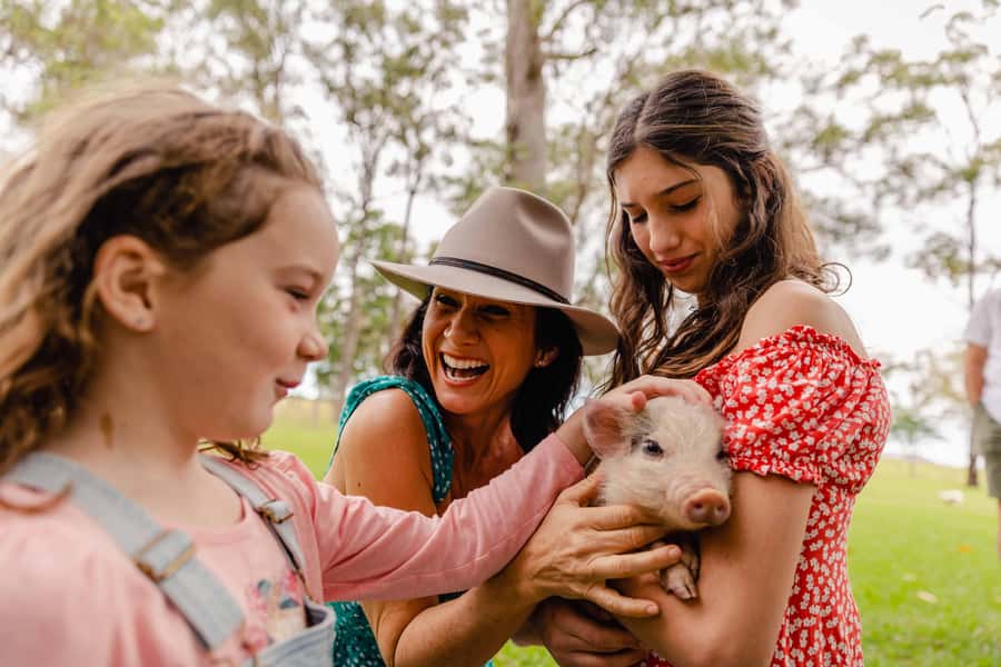 Bundaberg: Splitters Farm Guided Tour - Learning how a working farm survives