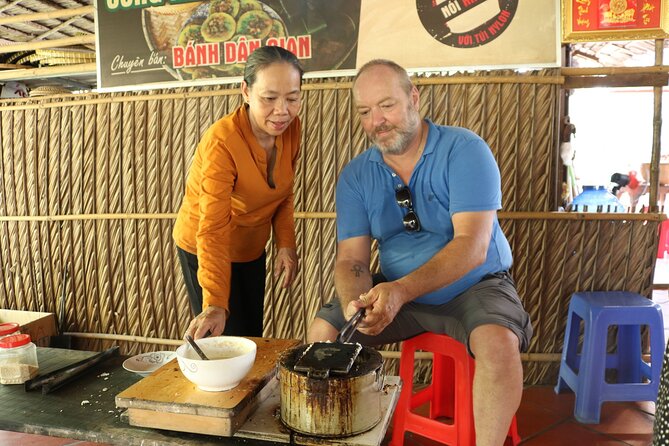Can Tho day tour: fruit garden&floating fish farm in Son islet - Fish ponds and the floating farm