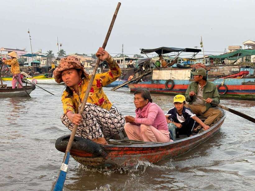Can Tho: Floating Market, Canal, Cacao Farm & Mekong' Life - A walk through quiet Mekong villages