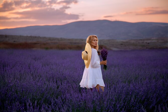 Cappadocia Sunset Lavender Farm Tour w/Wine - Arriving at Kapadokya lavanta tarlası