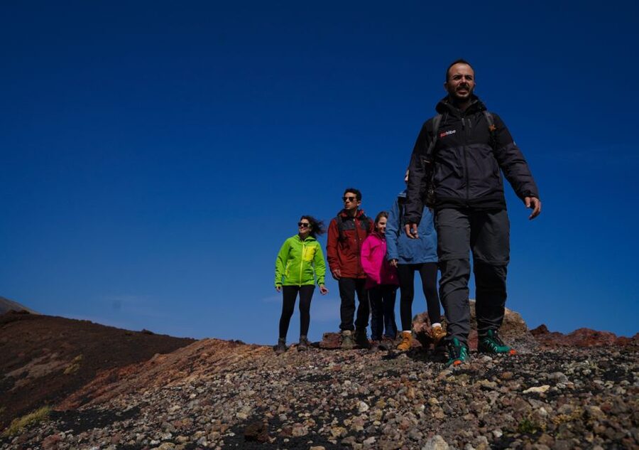 Catania: Guided Tour of Etna with Farm Visit & Food Tasting - Booking details and timing tips