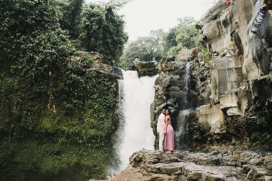 Central Bali: Ubud Village, Rice Terrace, and Kintamani Tour - Tegenungan Waterfall in the cooler morning