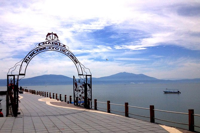 Chapala Lake & Ajijic Tour with "Tres Potrillos Ranch" - Why Lake Chapala makes a good Guadalajara escape