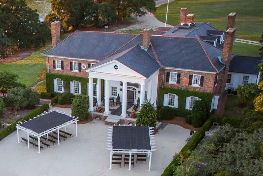 Charleston: Boone Hall Plantation Tour - Eight cabins that explain the plantation’s harder story