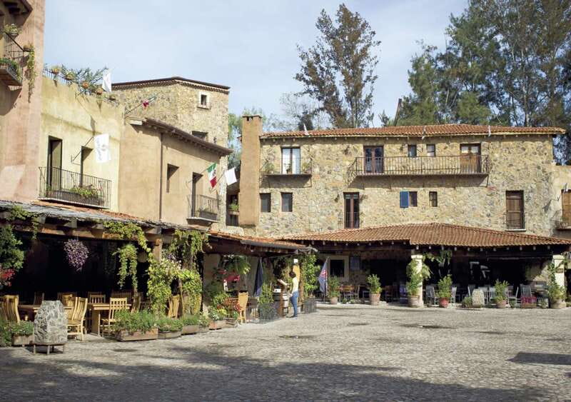 Chautla's Castle, Lavender Farm, and Valquirico Private Tour - Small details that make the day easier