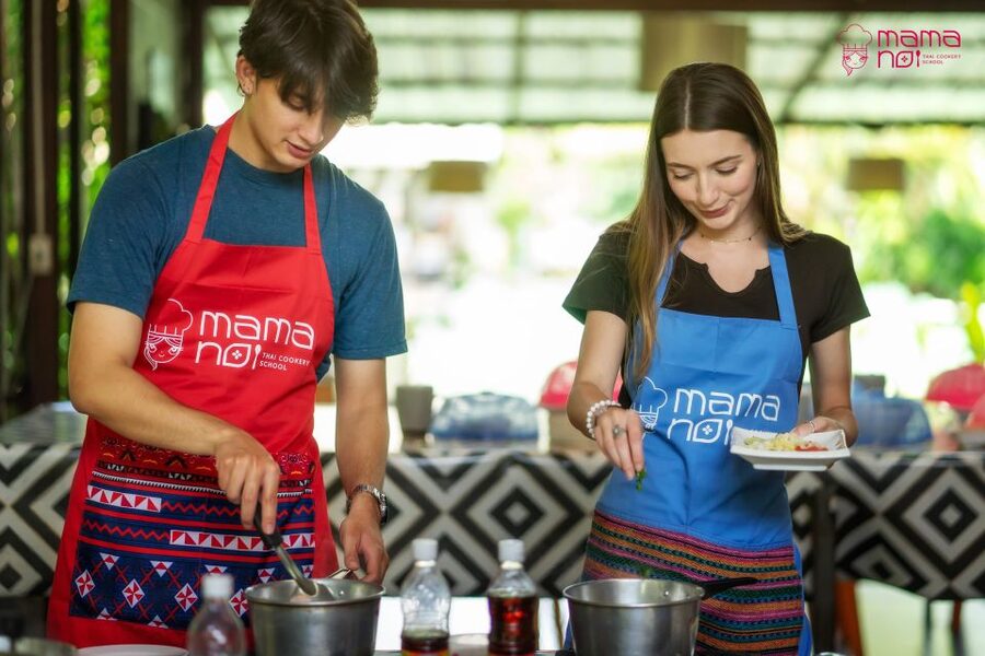 Chiang Mai: Cooking Class with Organic Farm at Mama Noi - Practical tips for a better class