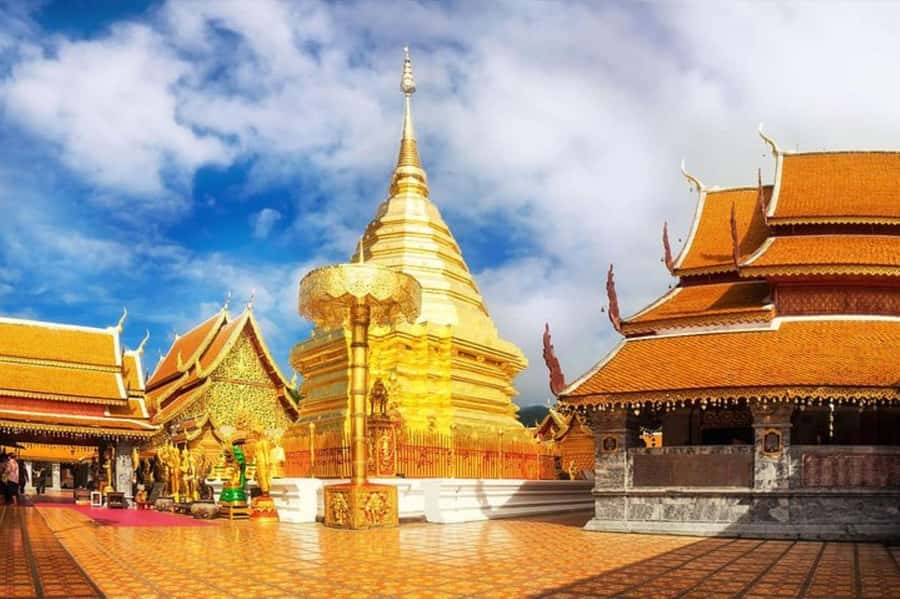 Chiang Mai: Doi Suthep, Orchid Farm and Waterfall with Lunch - A short stop at Wat Pha Lat
