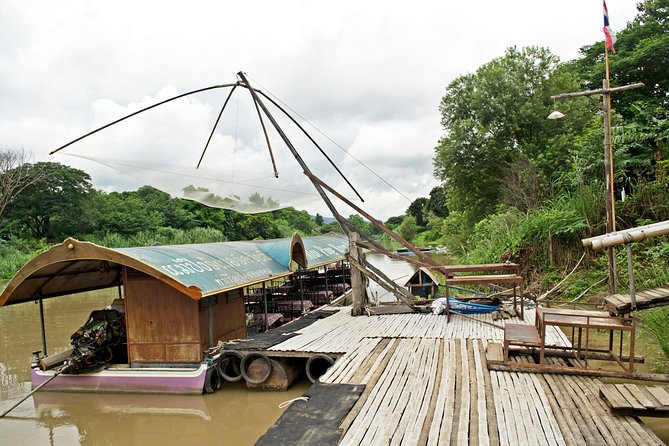 Chiang Mai Farm Life & Khao Soy Tasting on a Half-Day Boat Tour - The urban farm, herb garden, and rice connection