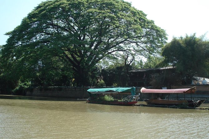 Chiang Mai Farm Life & Khao Soy Tasting on a Half-Day Boat Tour - Finding Chaimongkol Pier at Wat Chai Mongkol