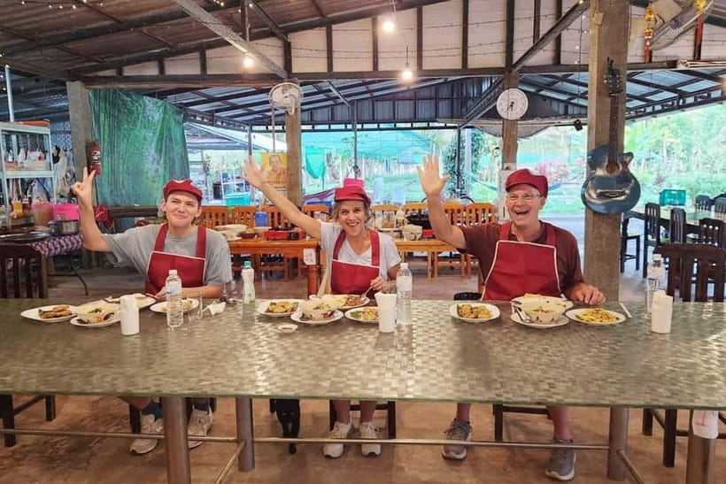 Chiang Rai:Lanna Home Cooking Class at Give Green Farm House - Choosing one of four Thai cooking themes