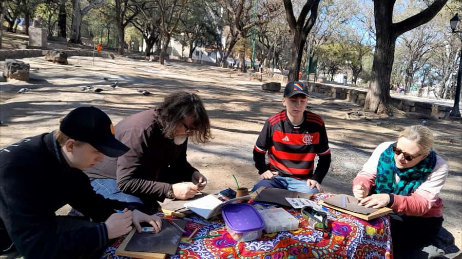 City of Salta: Alpaca and leather handicraft workshop in the open air! - Making a souvenir at the foot of San Bernardo Hill