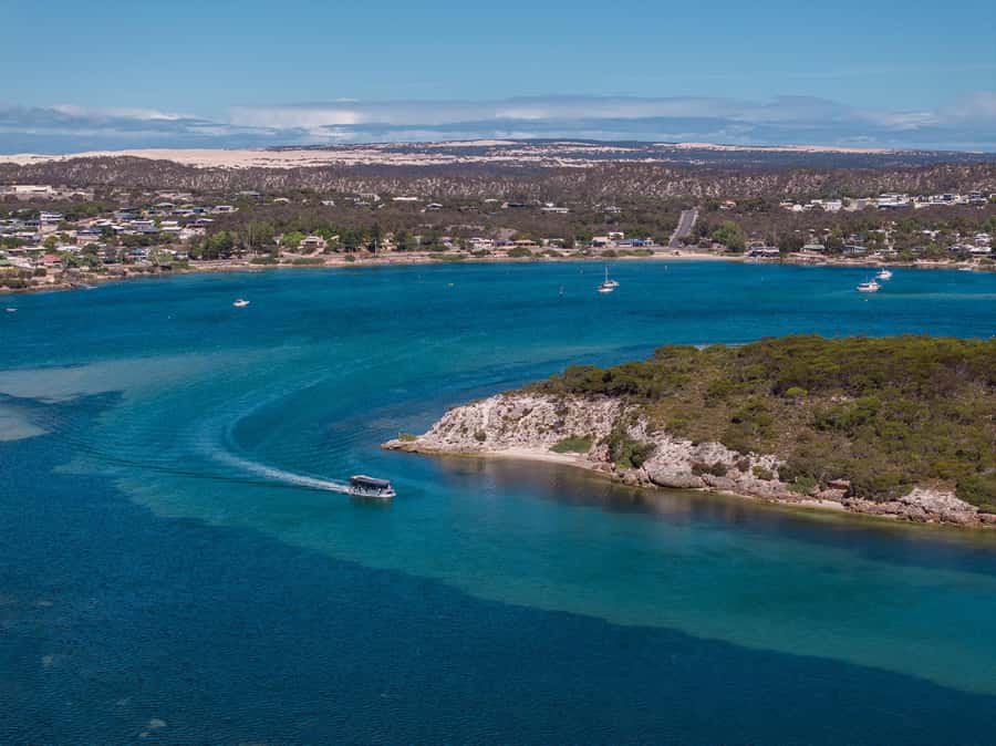 Coffin Bay: Short and Sweet Oyster Farm Tour - Returning through Coffin Bay after the tasting