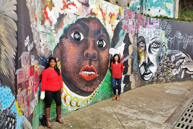 Comuna 13 & Coffee Farm Private Tour in Medellin | The Best Combo - Starting with Comuna 13’s escalators and murals