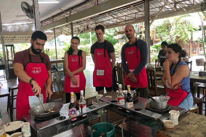 Cooking Class with Organic Farm in Chiang Mai - Six Dishes, Six Parts Of Thai Cooking