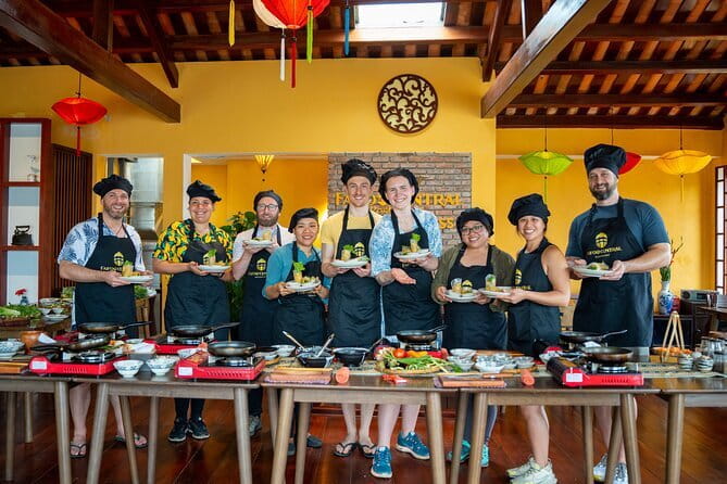 Cooking Class with Tra Que Eco Farm & Local Market Discovery - Key points at a glance