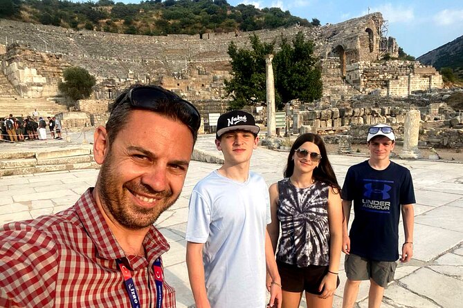 Customized Private Ephesus Tour & Farm Lunch - Silk, looms, and the Turkish rug tradition