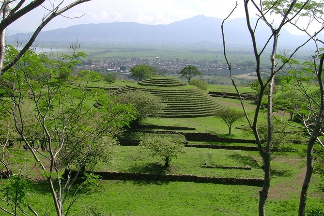 Day Tour Guachimontones Archeological Site & Hacienda la Labor - How the guide shapes the visit