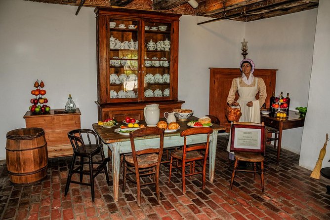Destrehan Plantation and Large Airboat Tour from New Orleans - Transportation can make or break the day