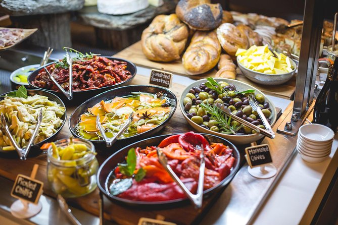 Dinner at Walter Peak High Country Farm and Cruise from Queenstown - Who Will Get the Most From This Experience?