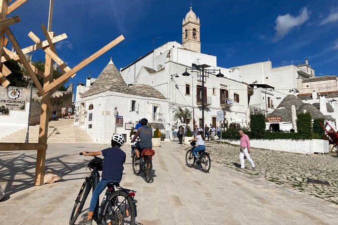 E-bike Tour to Alberobello with Visit to a Donkey Farm - Riding toward Bosco Selva