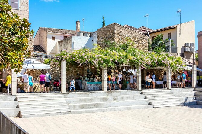 Eastern Majorca Tour with Arta Caves and Aloe Plantation - Who will enjoy this eastern Mallorca day