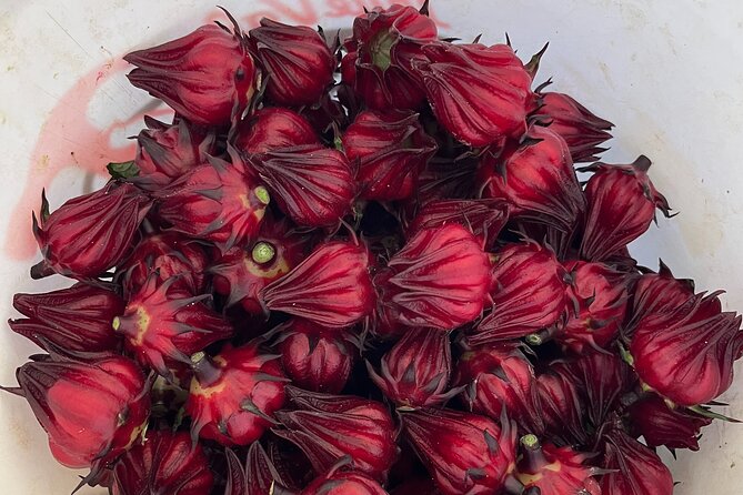 Edible Hibiscus Guided Farm Tour (Big Island) - The tasting: tea, flowers, preserves, and sweets