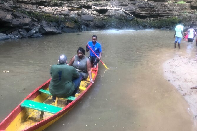 Experience Boti Waterfalls, Aburi Botanical Gardens & Tetteh Quarshie Cocoa Farm - Who Should Book This Day Trip?